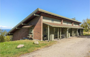 Beautiful Apartment In Allinge With Kitchen